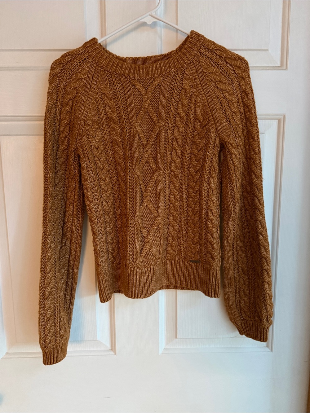 Abercrombie & Fitch Camel Cable Crewneck Sweater